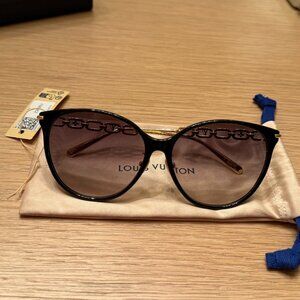 My LV Chain Two Classique Square Sunglasses